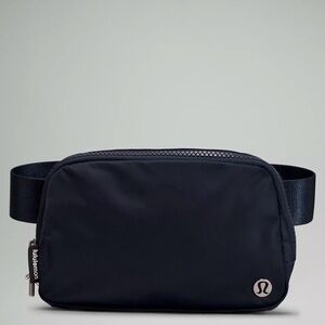 lululemon Belt Bag Black